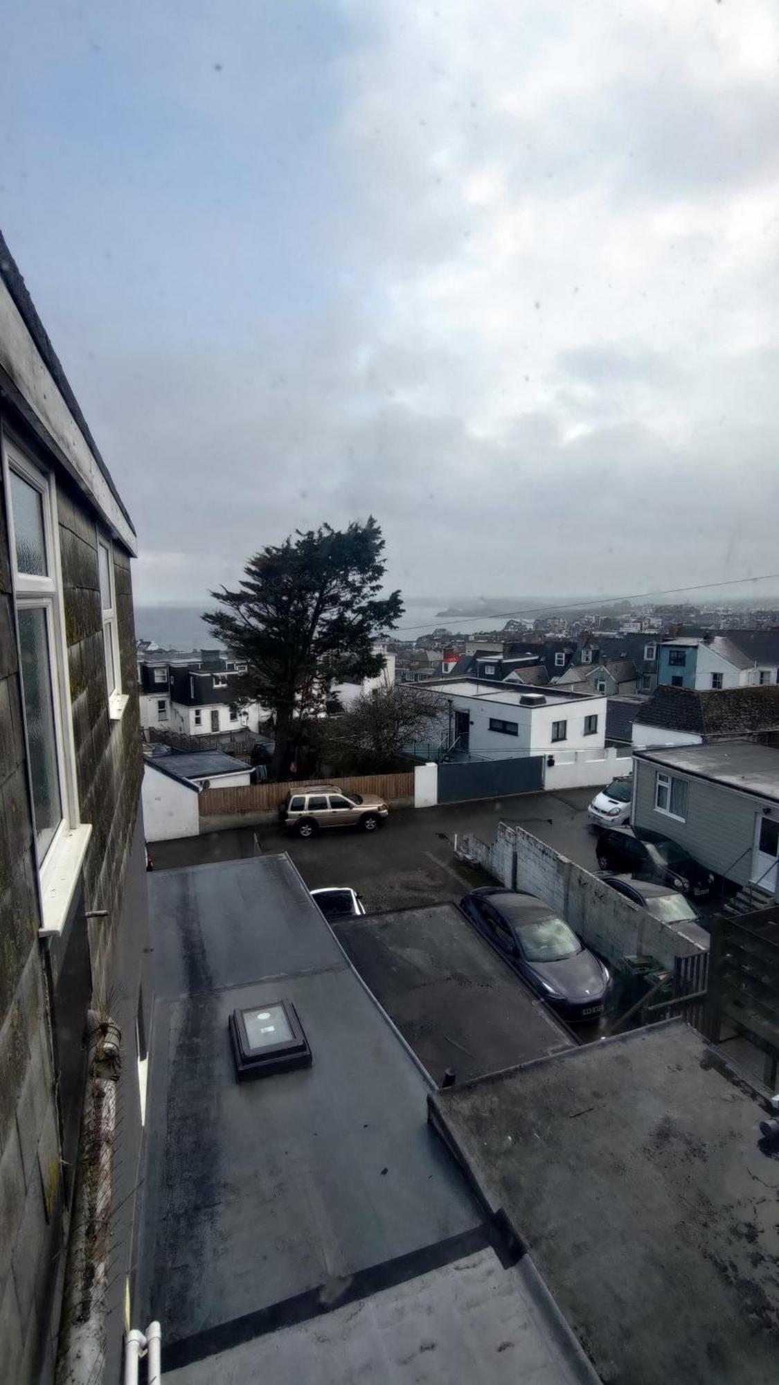 Shore Lodge New Quay エクステリア 写真